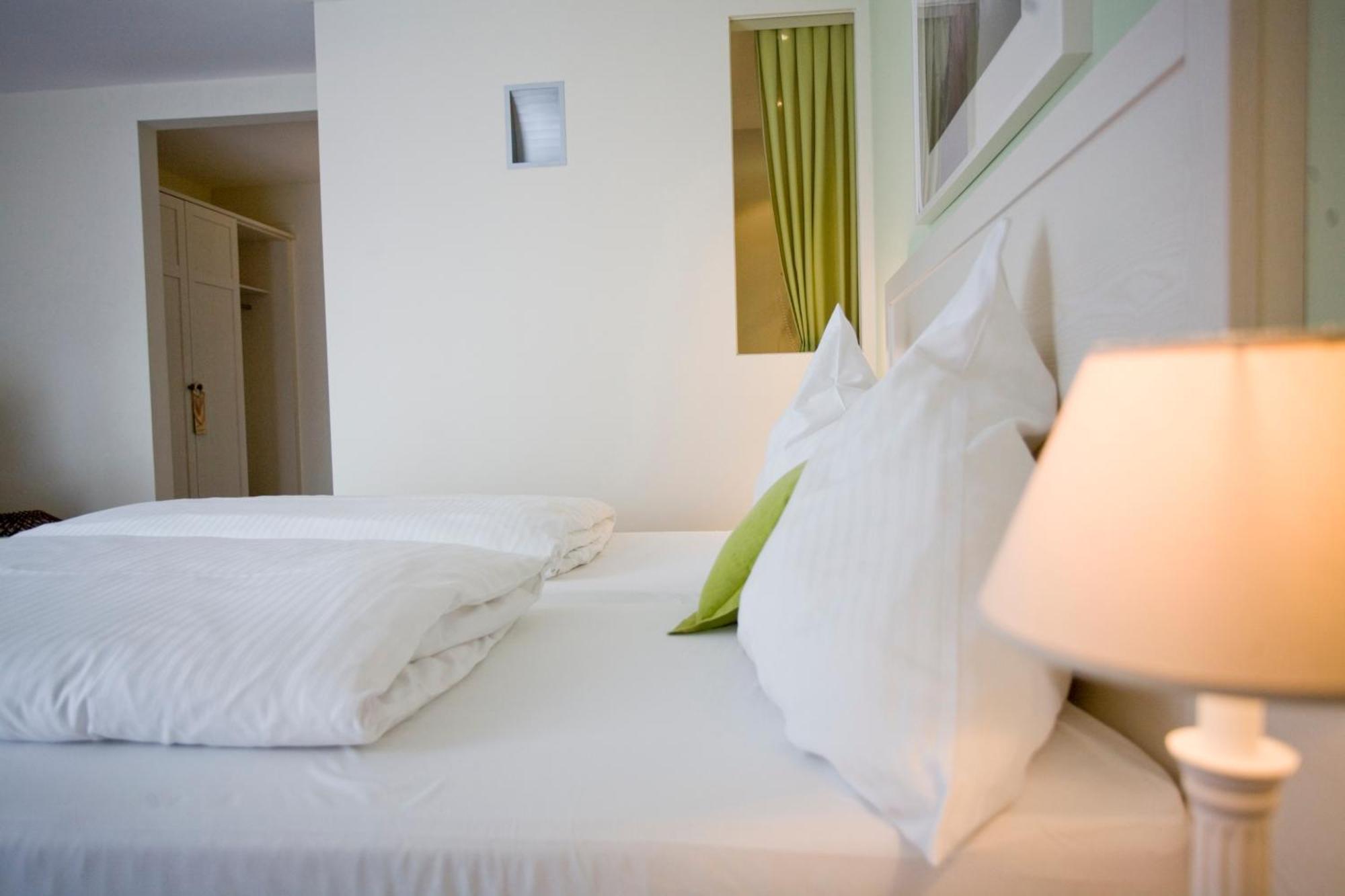 Paulsen'S Landhotel Und Restaurant Bohmstedt Екстер'єр фото
