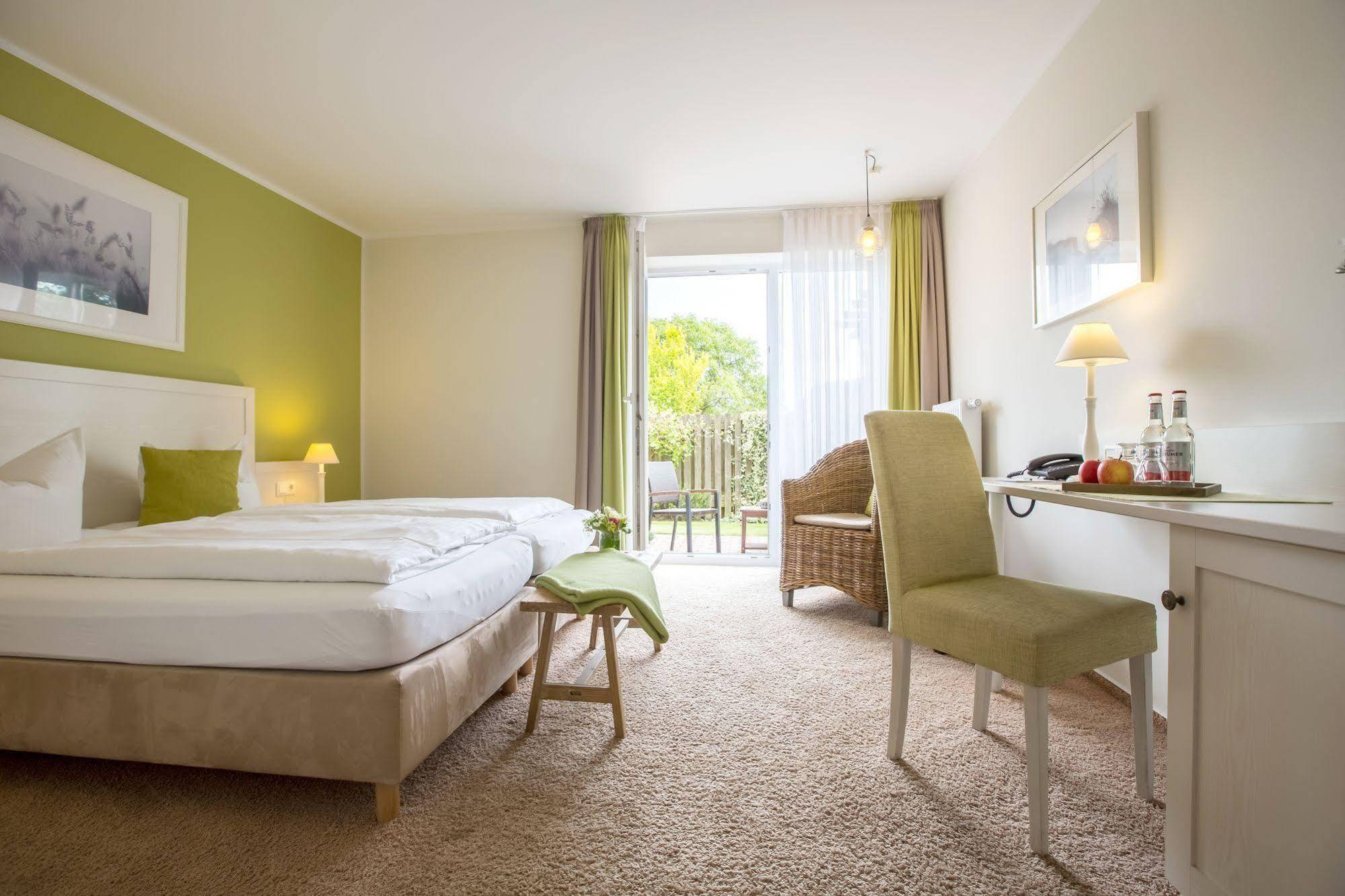 Paulsen'S Landhotel Und Restaurant Bohmstedt Екстер'єр фото