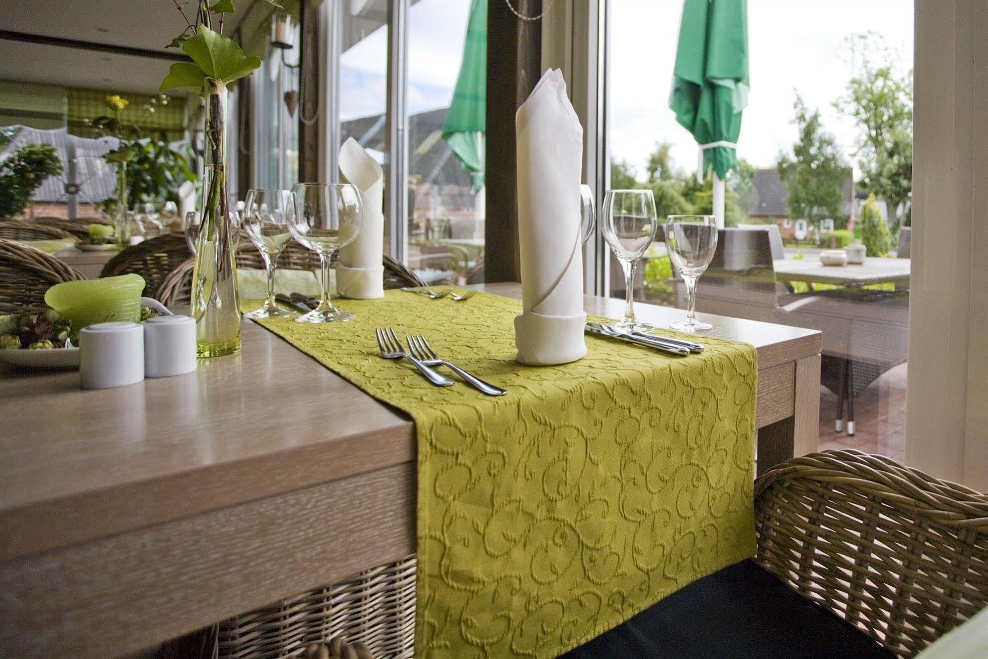 Paulsen'S Landhotel Und Restaurant Bohmstedt Екстер'єр фото