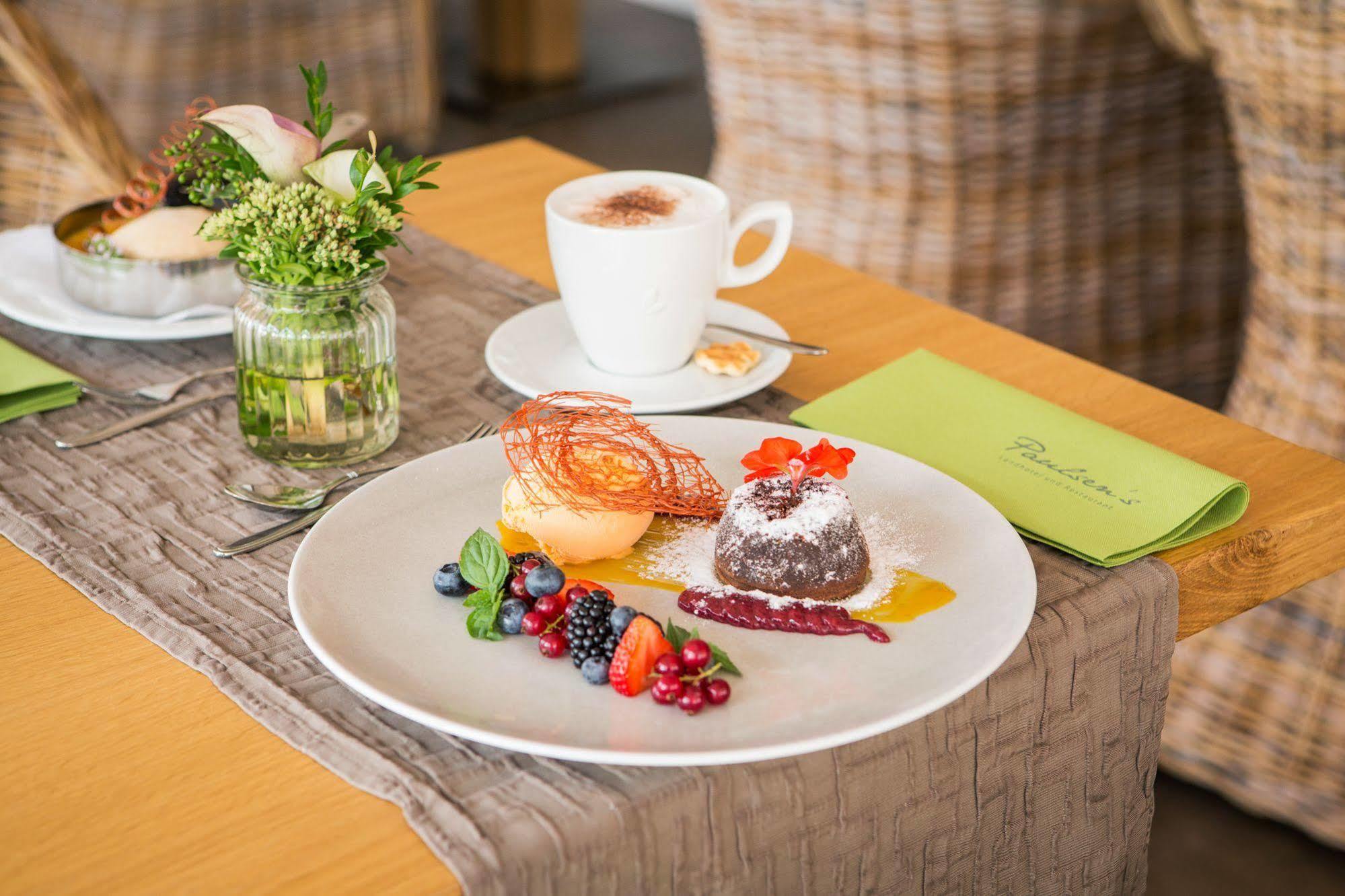 Paulsen'S Landhotel Und Restaurant Bohmstedt Екстер'єр фото